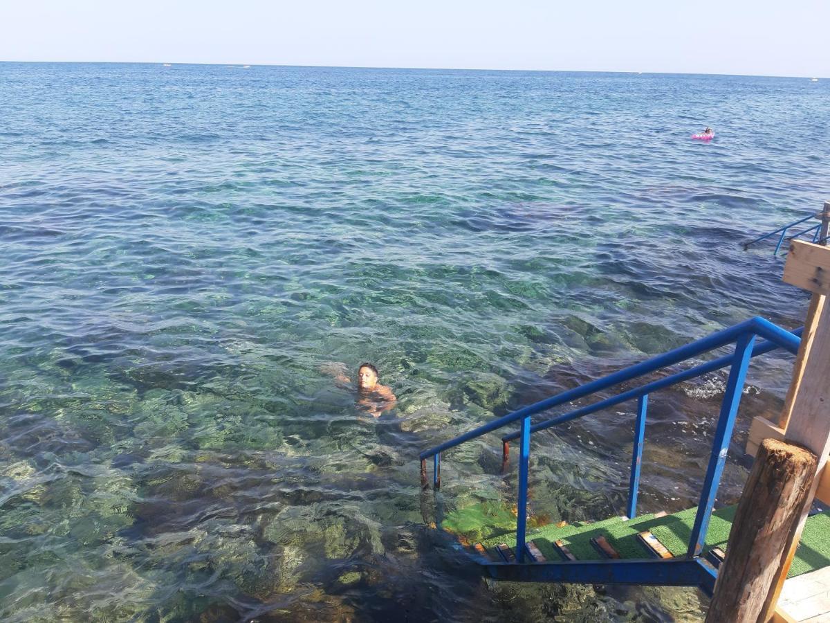 B&B Sea Terrace Aci Castello Dış mekan fotoğraf