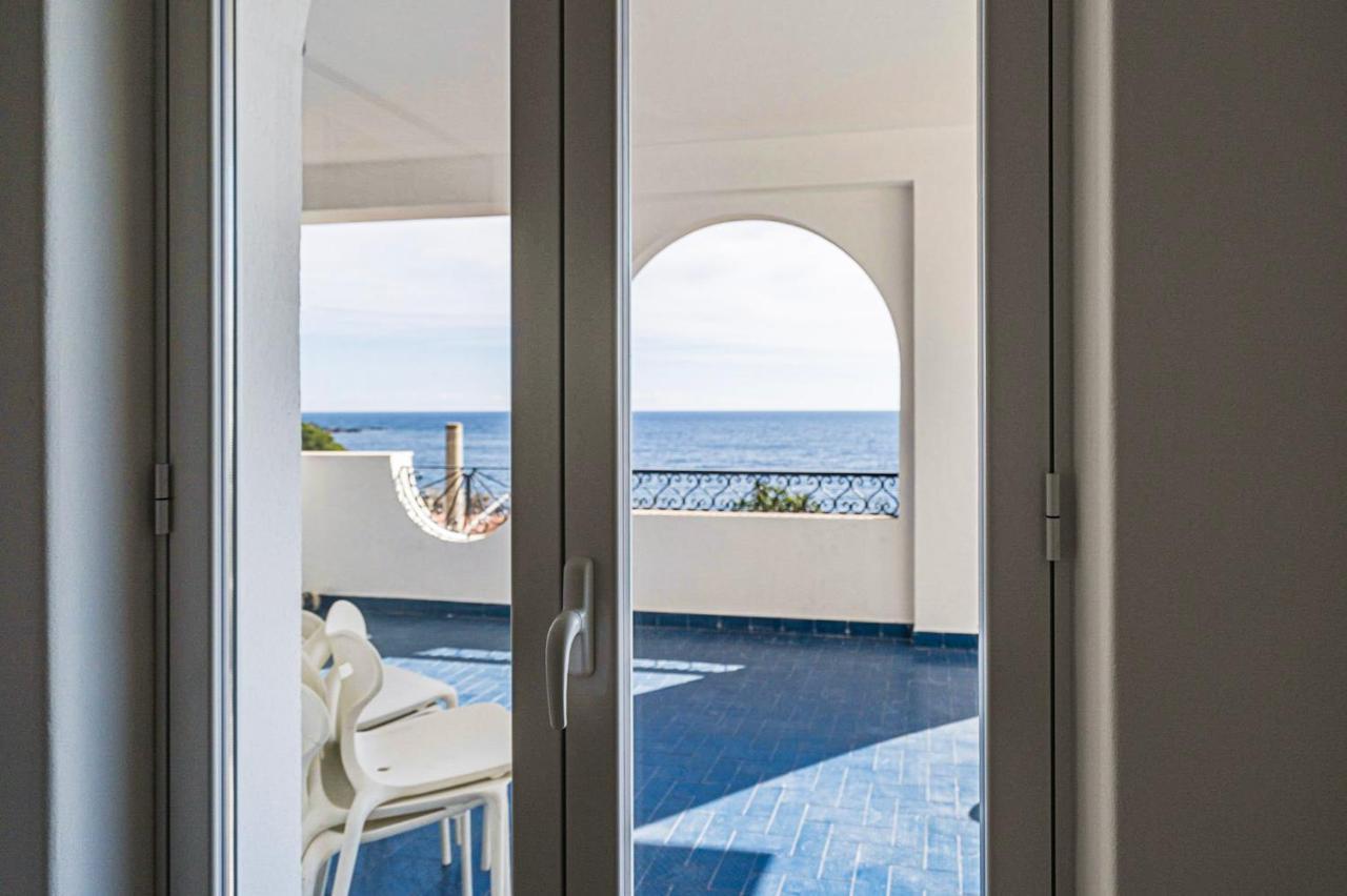 B&B Sea Terrace Aci Castello Dış mekan fotoğraf