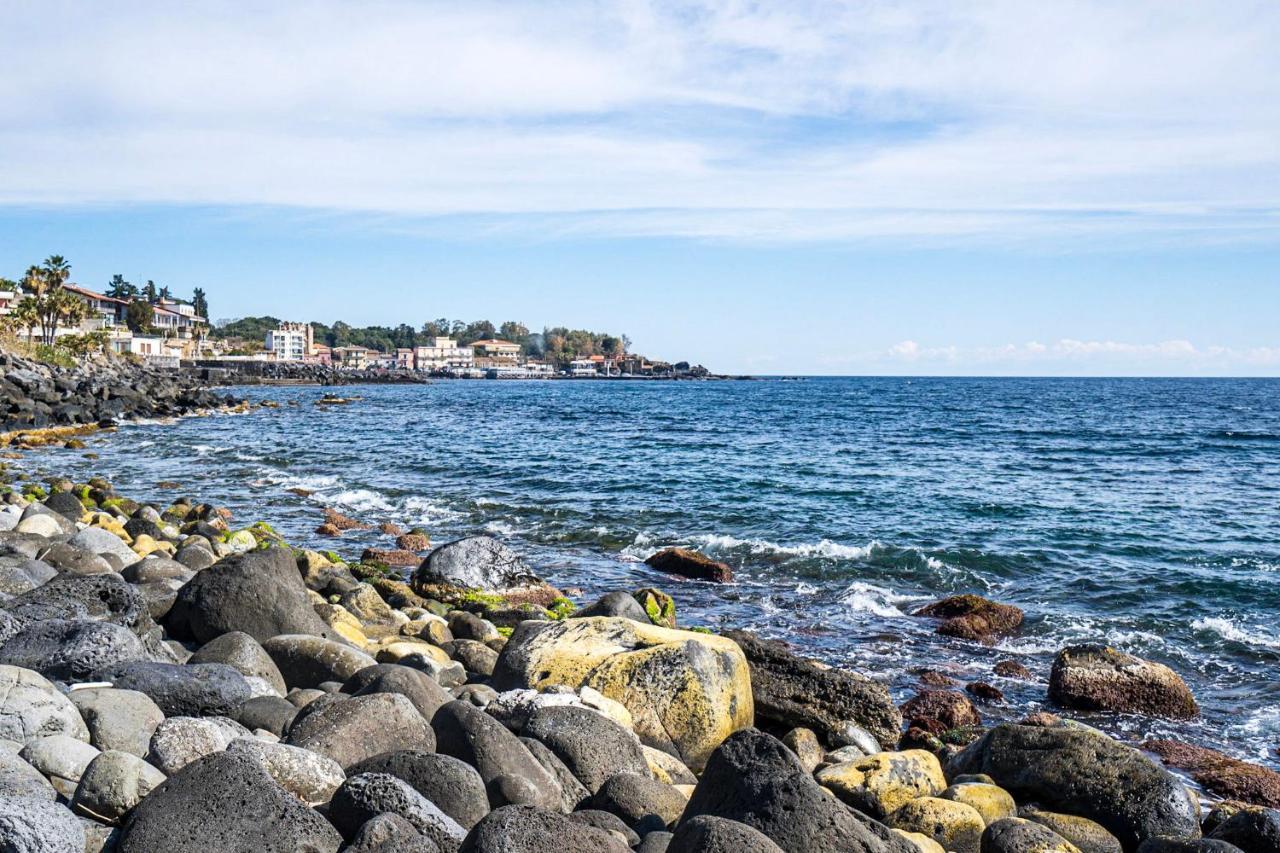 B&B Sea Terrace Aci Castello Dış mekan fotoğraf